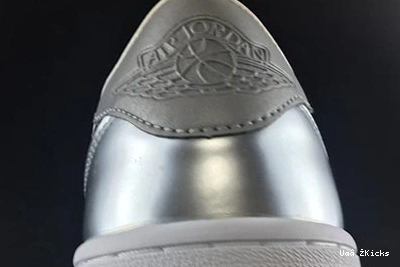 1 Timeless OG Jordan Air Pinnacle Low 252 852549-003 1113